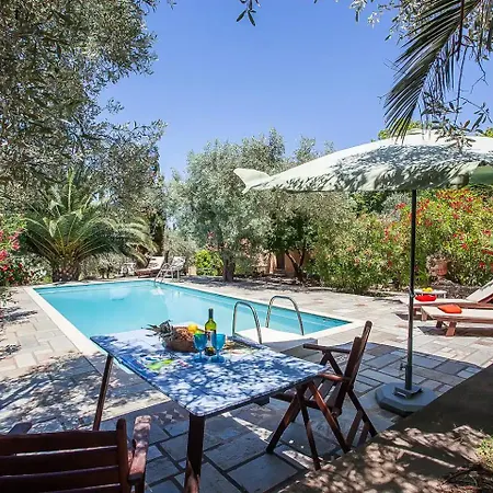بيت للعطل Charming In An Olive Grove With Pool