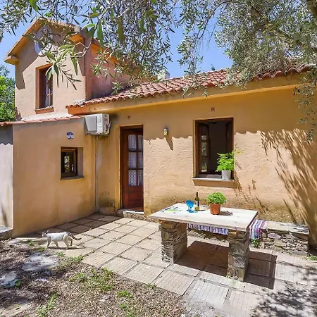 Charming In An Olive Grove With Pool سكوبيلوس تاون